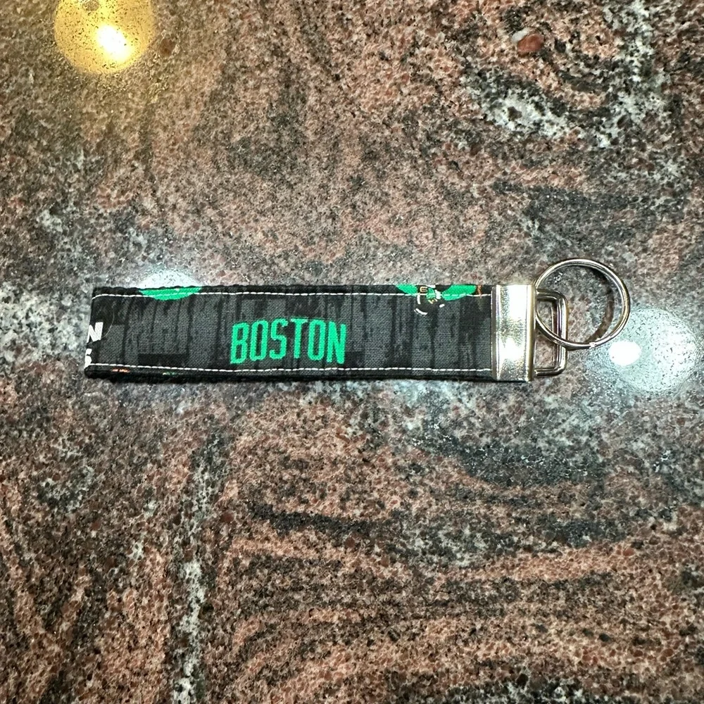 Handmade Boston Celtics wristlet key fob keychain